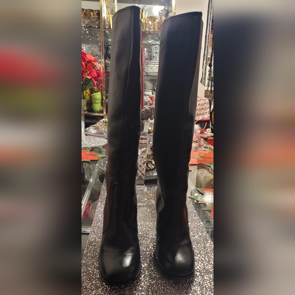 NWOT Black Soft Leather Tall Boots Made in Brazil Generous Calf - Picture 2 of 5